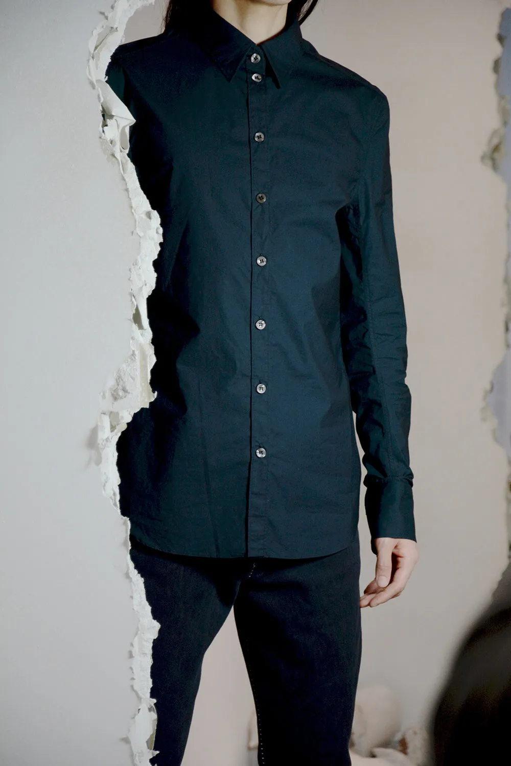 CLASSIC BACK RAGLAN SHIRT