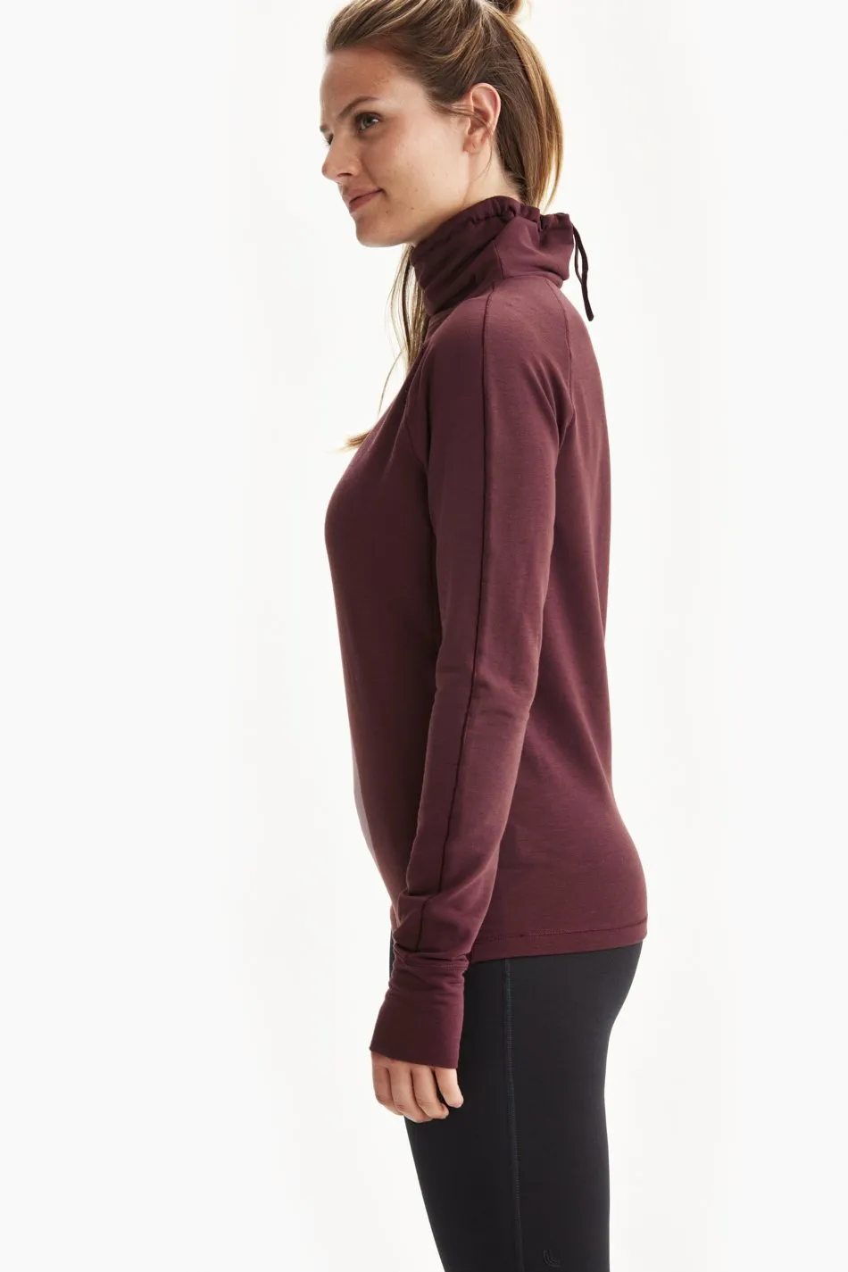 CRESCENT SNOOD LONG SLEEVE TOP